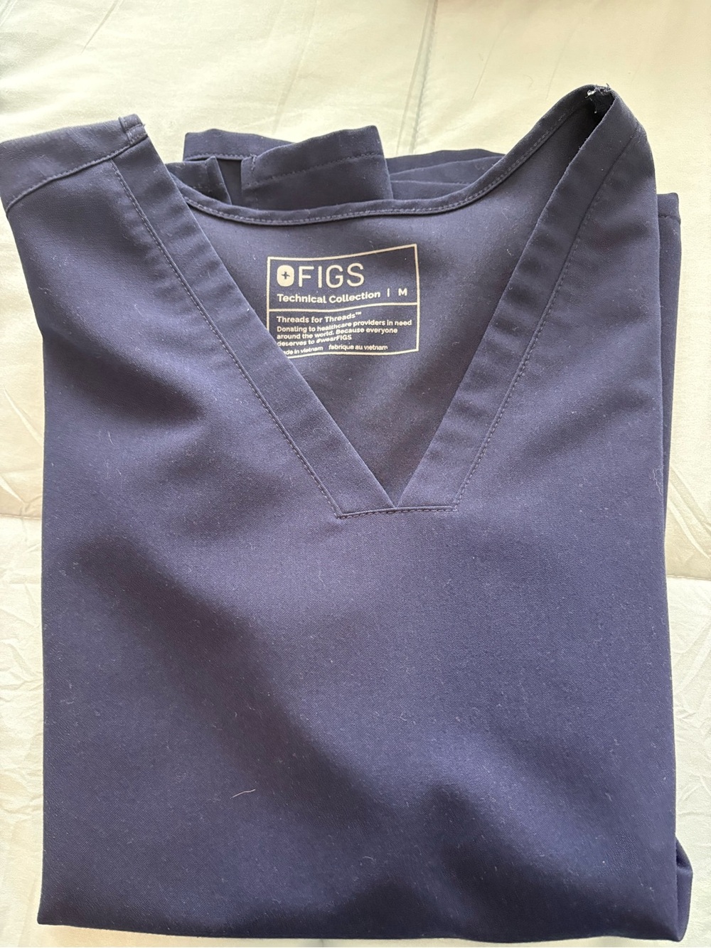 FIGS Womenβs Casma Scrub Top